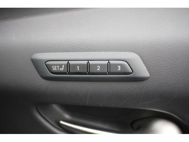 ＵＸ ＵＸ２５０ｈ　バージョンＣ　純正ナビ／地デジ／全周囲カメラ／電動リアゲート／温冷革シート／ＬＥＤヘッドライト／ＥＴＣ２．０／レーダークルーズコントロール衝突軽減ブレーキ／障害物センサー／純正アルミホイール／禁煙車／（68枚目）