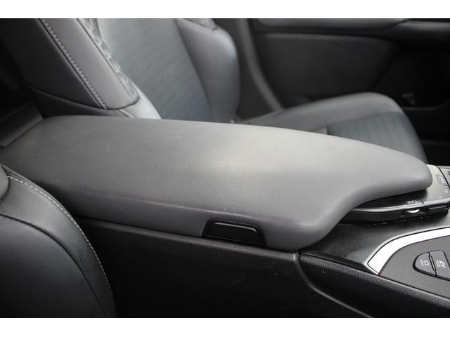 ＵＸ ＵＸ２５０ｈ　バージョンＣ　純正ナビ／地デジ／全周囲カメラ／電動リアゲート／温冷革シート／ＬＥＤヘッドライト／ＥＴＣ２．０／レーダークルーズコントロール衝突軽減ブレーキ／障害物センサー／純正アルミホイール／禁煙車／（70枚目）