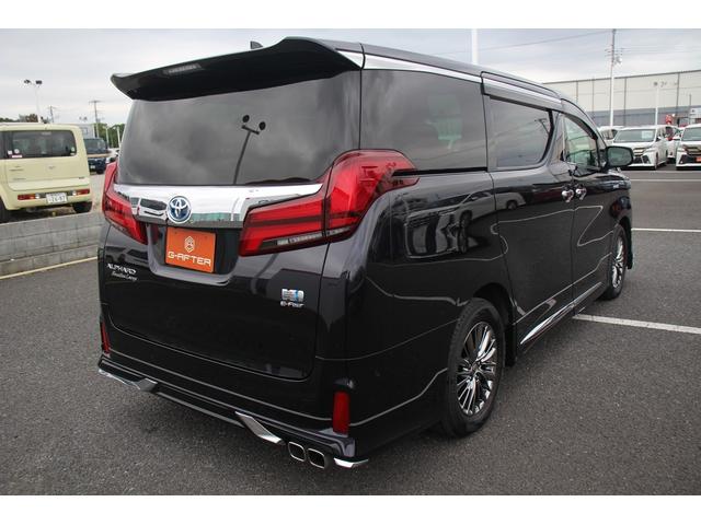 アルファードハイブリッド エグゼクティブラウンジＳ　禁煙車　令和２年登録　モデリスタフルエアロ　アドバンスドフェイススタイル　ＪＢＬサウンド　メーカーナビ　後席フリップダウンモニター　パノラミックビューモニター　黒革シート　温冷シート　ＬＥＤ（15枚目）