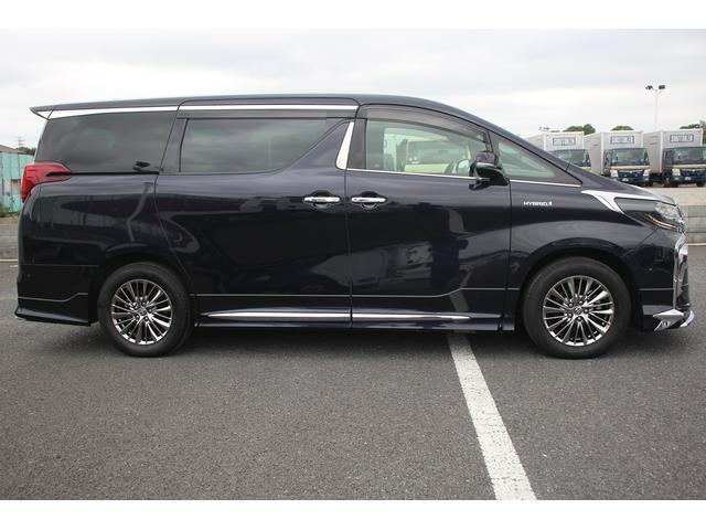 アルファードハイブリッド エグゼクティブラウンジＳ　禁煙車　令和２年登録　モデリスタフルエアロ　アドバンスドフェイススタイル　ＪＢＬサウンド　メーカーナビ　後席フリップダウンモニター　パノラミックビューモニター　黒革シート　温冷シート　ＬＥＤ（16枚目）