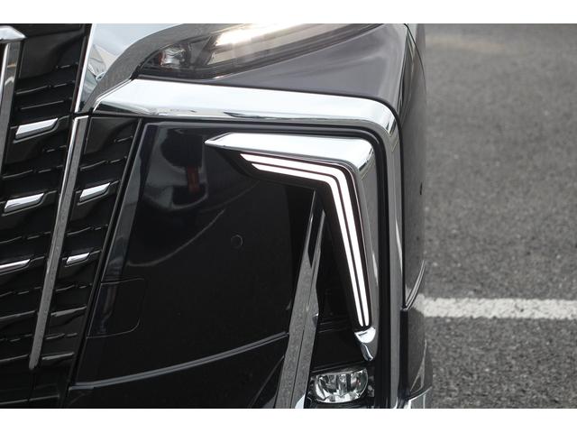 アルファードハイブリッド エグゼクティブラウンジＳ　禁煙車　令和２年登録　モデリスタフルエアロ　アドバンスドフェイススタイル　ＪＢＬサウンド　メーカーナビ　後席フリップダウンモニター　パノラミックビューモニター　黒革シート　温冷シート　ＬＥＤ（23枚目）