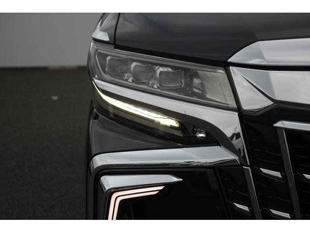 アルファードハイブリッド エグゼクティブラウンジＳ　禁煙車　令和２年登録　モデリスタフルエアロ　アドバンスドフェイススタイル　ＪＢＬサウンド　メーカーナビ　後席フリップダウンモニター　パノラミックビューモニター　黒革シート　温冷シート　ＬＥＤ（26枚目）