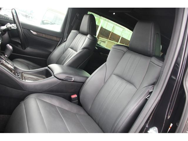 アルファードハイブリッド エグゼクティブラウンジＳ　禁煙車　令和２年登録　モデリスタフルエアロ　アドバンスドフェイススタイル　ＪＢＬサウンド　メーカーナビ　後席フリップダウンモニター　パノラミックビューモニター　黒革シート　温冷シート　ＬＥＤ（43枚目）