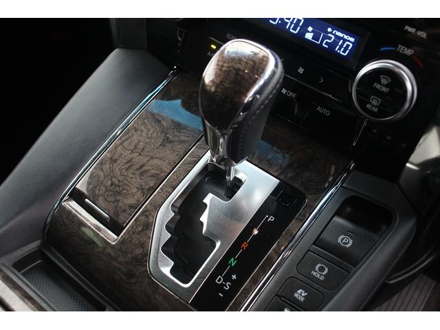 アルファードハイブリッド エグゼクティブラウンジＳ　禁煙車　令和２年登録　モデリスタフルエアロ　アドバンスドフェイススタイル　ＪＢＬサウンド　メーカーナビ　後席フリップダウンモニター　パノラミックビューモニター　黒革シート　温冷シート　ＬＥＤ（46枚目）
