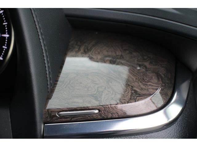 アルファードハイブリッド エグゼクティブラウンジＳ　禁煙車　令和２年登録　モデリスタフルエアロ　アドバンスドフェイススタイル　ＪＢＬサウンド　メーカーナビ　後席フリップダウンモニター　パノラミックビューモニター　黒革シート　温冷シート　ＬＥＤ（48枚目）