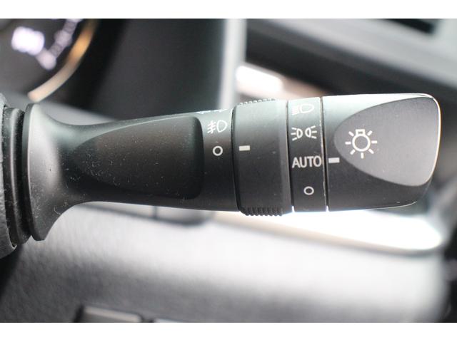 アルファードハイブリッド エグゼクティブラウンジＳ　禁煙車　令和２年登録　モデリスタフルエアロ　アドバンスドフェイススタイル　ＪＢＬサウンド　メーカーナビ　後席フリップダウンモニター　パノラミックビューモニター　黒革シート　温冷シート　ＬＥＤ（59枚目）