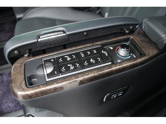 アルファードハイブリッド エグゼクティブラウンジＳ　禁煙車　令和２年登録　モデリスタフルエアロ　アドバンスドフェイススタイル　ＪＢＬサウンド　メーカーナビ　後席フリップダウンモニター　パノラミックビューモニター　黒革シート　温冷シート　ＬＥＤ（67枚目）