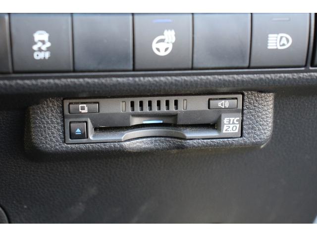 カローラツーリング ハイブリッド　ダブルバイビー　モデリスタエアロ／純正オプション９型ナビ／地デジ／バックカメラ／シートヒーター／トヨタセーフティーセンス／ステアリングヒーター／ＥＴＣ２．０／アイドリングストップ／ＬＥＤヘッドライト／ハーフレザー（4枚目）