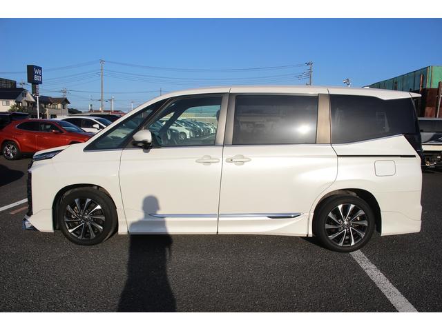 ヴォクシー S-Z モデリスタフルエアロ 三眼LEDヘッドライト 地デジ バックカメラ 両側電動スライドドア 衝突軽減ブレーキ レーダークルーズコントロール ETC2.0 クリアランスソナー シートヒーター(10枚目)