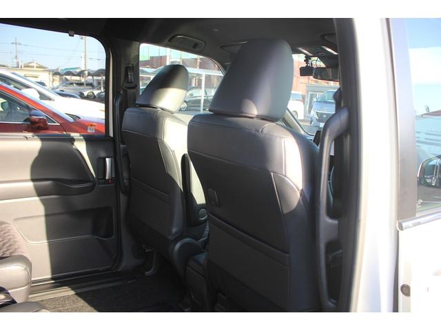 ヴォクシー S-Z モデリスタフルエアロ 三眼LEDヘッドライト 地デジ バックカメラ 両側電動スライドドア 衝突軽減ブレーキ レーダークルーズコントロール ETC2.0 クリアランスソナー シートヒーター(31枚目)