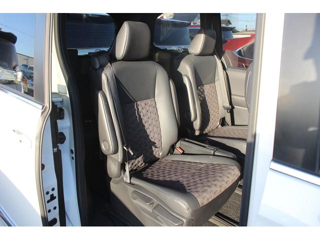 ヴォクシー S-Z モデリスタフルエアロ 三眼LEDヘッドライト 地デジ バックカメラ 両側電動スライドドア 衝突軽減ブレーキ レーダークルーズコントロール ETC2.0 クリアランスソナー シートヒーター(32枚目)