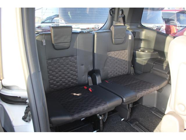 ヴォクシー S-Z モデリスタフルエアロ 三眼LEDヘッドライト 地デジ バックカメラ 両側電動スライドドア 衝突軽減ブレーキ レーダークルーズコントロール ETC2.0 クリアランスソナー シートヒーター(33枚目)