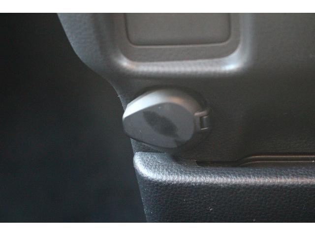 ヴォクシー S-Z モデリスタフルエアロ 三眼LEDヘッドライト 地デジ バックカメラ 両側電動スライドドア 衝突軽減ブレーキ レーダークルーズコントロール ETC2.0 クリアランスソナー シートヒーター(58枚目)