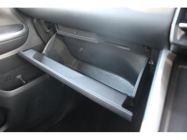 ヴォクシー S-Z モデリスタフルエアロ 三眼LEDヘッドライト 地デジ バックカメラ 両側電動スライドドア 衝突軽減ブレーキ レーダークルーズコントロール ETC2.0 クリアランスソナー シートヒーター(69枚目)