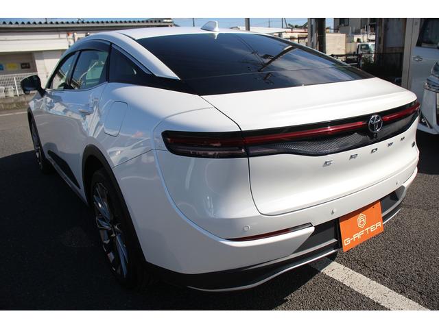 クラウンクロスオーバー Ｇレザーパッケージ　純正ナビ／地デジ／バックカメラ／温冷白革シート／ＬＥＤヘッドライト／レーダークルーズコントロール／クリアランスソナー／ＥＴＣ２．０／アイドリングストップ／衝突軽減ブレーキ／パワーシート（12枚目）
