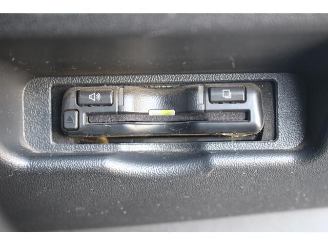 ハイエースバン 　ワンオーナー／１１型カーナビフローティング／フルセグ／ウッドコンビハンドル／両側電動スライド／バックカメラ／ルーフキャリア／ＥＴＣ／ルーフキャリア／デジタルインナーミラー／純正アルミホイール（7枚目）