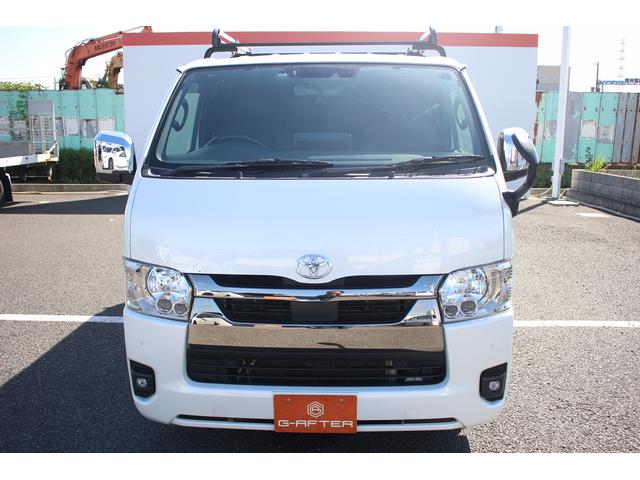 ハイエースバン 　ワンオーナー／１１型カーナビフローティング／フルセグ／ウッドコンビハンドル／両側電動スライド／バックカメラ／ルーフキャリア／ＥＴＣ／ルーフキャリア／デジタルインナーミラー／純正アルミホイール（9枚目）