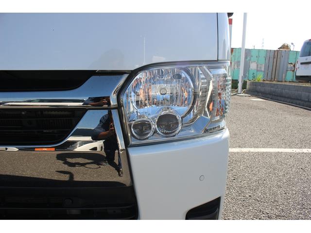 ハイエースバン 　ワンオーナー／１１型カーナビフローティング／フルセグ／ウッドコンビハンドル／両側電動スライド／バックカメラ／ルーフキャリア／ＥＴＣ／ルーフキャリア／デジタルインナーミラー／純正アルミホイール（24枚目）