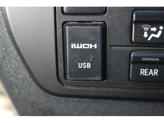 ハイエースバン 　ワンオーナー／１１型カーナビフローティング／フルセグ／ウッドコンビハンドル／両側電動スライド／バックカメラ／ルーフキャリア／ＥＴＣ／ルーフキャリア／デジタルインナーミラー／純正アルミホイール（57枚目）