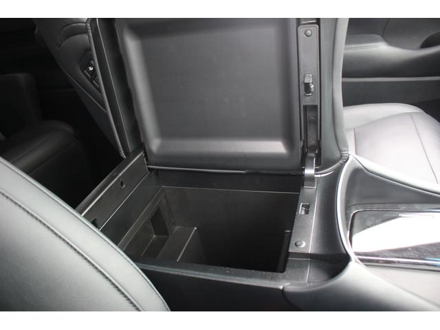 アルファード 2.5S Cパッケージ 令和2年登録 JBLサウンドシステム メーカーナビ 後席フリップモニター 3眼LEDヘッドライト パノラミックビューモニター 地デジTV 電動リアゲート 衝突軽減ブレーキ ETC 純正18インチAW(70枚目)