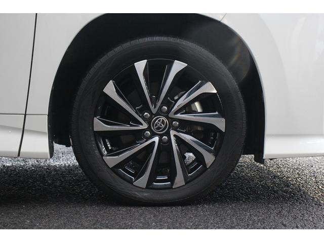 ノア ハイブリッドＳ－Ｚ　禁煙車　純正ナビ　地デジ　バックカメラ　シートヒーター　ＬＥＤヘッドライト　レーダークルーズコントロール　ＥＴＣ２．０　純正アルミホイール　衝突軽減ブレーキ　障害物センサー　１００Ｖ充電（17枚目）