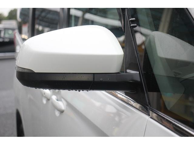ノア ハイブリッドＳ－Ｚ　禁煙車　純正ナビ　地デジ　バックカメラ　シートヒーター　ＬＥＤヘッドライト　レーダークルーズコントロール　ＥＴＣ２．０　純正アルミホイール　衝突軽減ブレーキ　障害物センサー　１００Ｖ充電（25枚目）