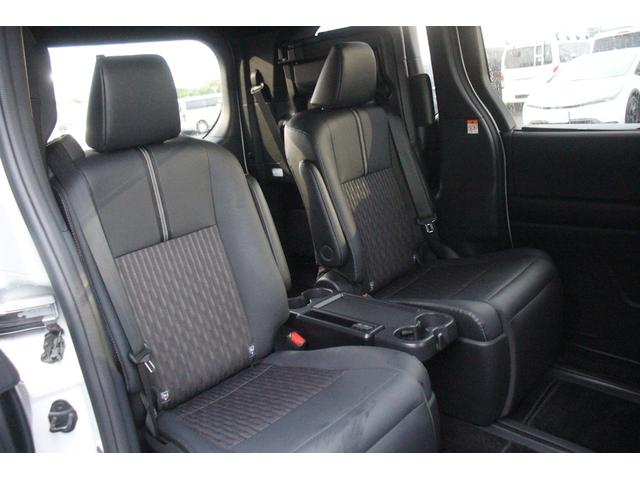 ノア ハイブリッドＳ－Ｚ　禁煙車　純正ナビ　地デジ　バックカメラ　シートヒーター　ＬＥＤヘッドライト　レーダークルーズコントロール　ＥＴＣ２．０　純正アルミホイール　衝突軽減ブレーキ　障害物センサー　１００Ｖ充電（34枚目）