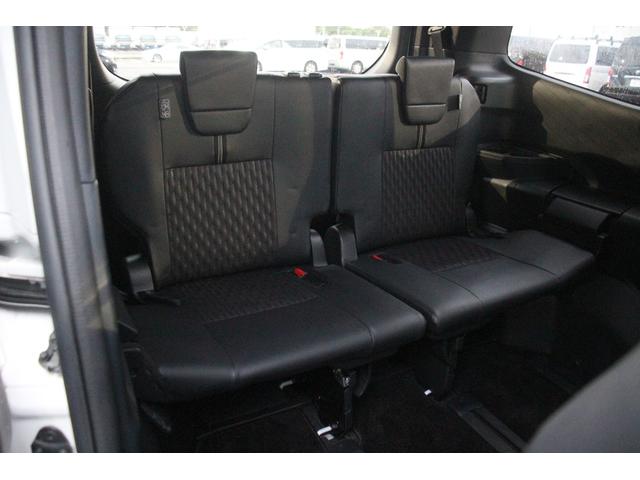 ノア ハイブリッドＳ－Ｚ　禁煙車　純正ナビ　地デジ　バックカメラ　シートヒーター　ＬＥＤヘッドライト　レーダークルーズコントロール　ＥＴＣ２．０　純正アルミホイール　衝突軽減ブレーキ　障害物センサー　１００Ｖ充電（36枚目）