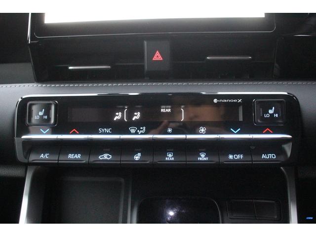 ノア ハイブリッドＳ－Ｚ　禁煙車　純正ナビ　地デジ　バックカメラ　シートヒーター　ＬＥＤヘッドライト　レーダークルーズコントロール　ＥＴＣ２．０　純正アルミホイール　衝突軽減ブレーキ　障害物センサー　１００Ｖ充電（50枚目）