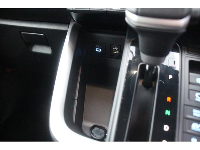 ノア ハイブリッドＳ－Ｚ　禁煙車　純正ナビ　地デジ　バックカメラ　シートヒーター　ＬＥＤヘッドライト　レーダークルーズコントロール　ＥＴＣ２．０　純正アルミホイール　衝突軽減ブレーキ　障害物センサー　１００Ｖ充電（58枚目）