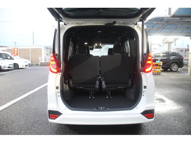 ノア ハイブリッドＳ－Ｚ　禁煙車　純正ナビ　地デジ　バックカメラ　シートヒーター　ＬＥＤヘッドライト　レーダークルーズコントロール　ＥＴＣ２．０　純正アルミホイール　衝突軽減ブレーキ　障害物センサー　１００Ｖ充電（72枚目）