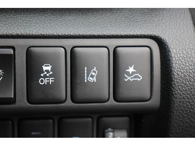 MITSUBISHI ECLIPSE CROSS PHEV P