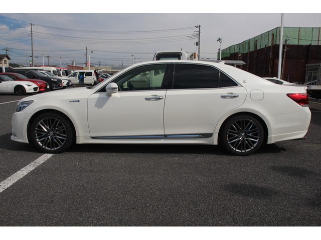 クラウンハイブリッド アスリートG 純正ナビ 地デジ 温冷黒革シート op18アルミホイール 社外マフラー バックカメラ ステアリングヒーター ETC CD・DVD再生可能 クルーズコントロール マニュアルモード付AT スマートキー(10枚目)