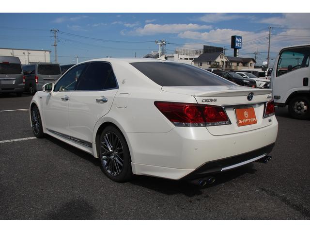 クラウンハイブリッド アスリートG 純正ナビ 地デジ 温冷黒革シート op18アルミホイール 社外マフラー バックカメラ ステアリングヒーター ETC CD・DVD再生可能 クルーズコントロール マニュアルモード付AT スマートキー(11枚目)