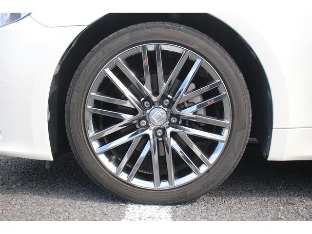 クラウンハイブリッド アスリートG 純正ナビ 地デジ 温冷黒革シート op18アルミホイール 社外マフラー バックカメラ ステアリングヒーター ETC CD・DVD再生可能 クルーズコントロール マニュアルモード付AT スマートキー(18枚目)