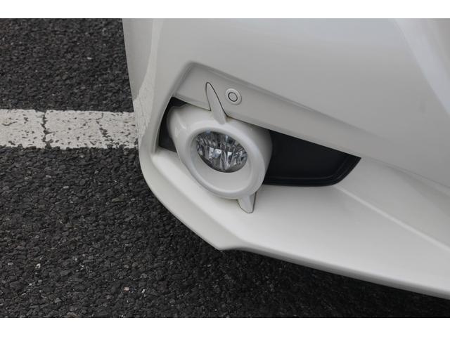 クラウンハイブリッド アスリートG 純正ナビ 地デジ 温冷黒革シート op18アルミホイール 社外マフラー バックカメラ ステアリングヒーター ETC CD・DVD再生可能 クルーズコントロール マニュアルモード付AT スマートキー(24枚目)