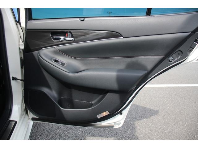 クラウンハイブリッド アスリートG 純正ナビ 地デジ 温冷黒革シート op18アルミホイール 社外マフラー バックカメラ ステアリングヒーター ETC CD・DVD再生可能 クルーズコントロール マニュアルモード付AT スマートキー(33枚目)