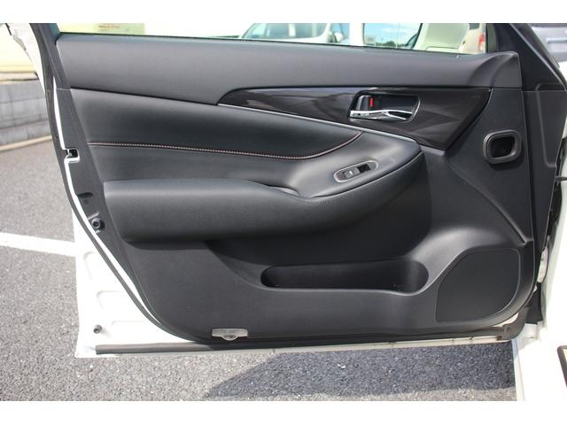 クラウンハイブリッド アスリートG 純正ナビ 地デジ 温冷黒革シート op18アルミホイール 社外マフラー バックカメラ ステアリングヒーター ETC CD・DVD再生可能 クルーズコントロール マニュアルモード付AT スマートキー(39枚目)