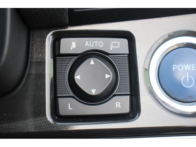 クラウンハイブリッド アスリートG 純正ナビ 地デジ 温冷黒革シート op18アルミホイール 社外マフラー バックカメラ ステアリングヒーター ETC CD・DVD再生可能 クルーズコントロール マニュアルモード付AT スマートキー(46枚目)