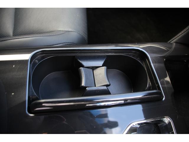 クラウンハイブリッド アスリートG 純正ナビ 地デジ 温冷黒革シート op18アルミホイール 社外マフラー バックカメラ ステアリングヒーター ETC CD・DVD再生可能 クルーズコントロール マニュアルモード付AT スマートキー(60枚目)