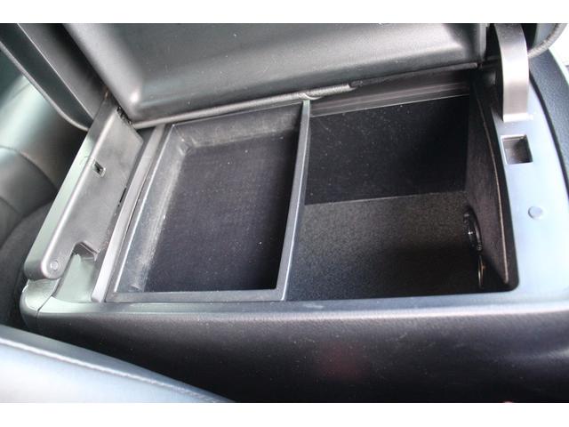 クラウンハイブリッド アスリートG 純正ナビ 地デジ 温冷黒革シート op18アルミホイール 社外マフラー バックカメラ ステアリングヒーター ETC CD・DVD再生可能 クルーズコントロール マニュアルモード付AT スマートキー(62枚目)