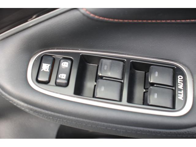 クラウンハイブリッド アスリートG 純正ナビ 地デジ 温冷黒革シート op18アルミホイール 社外マフラー バックカメラ ステアリングヒーター ETC CD・DVD再生可能 クルーズコントロール マニュアルモード付AT スマートキー(70枚目)