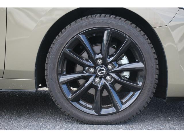 ＭＡＺＤＡ３ファストバック ２０Ｓ　レトロスポーツエディション　純正ナビ／全周囲カメラ／地デジ／ＢＯＳＥサウンド／レーダークルーズコントロール／衝突軽減ブレーキ／ＡｕｔｏＥｘｅマフラー／ＥＴＣ／ステアリングヒーター／置くだけ充電／（21枚目）