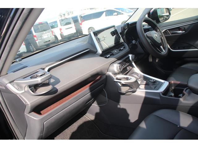 ＲＡＶ４ ハイブリッドＧ　サンルーフ／フルモデリスタ／カロッツェリアナビ／バックカメラ／地デジ電動リアゲート／レーダークルーズコントロール／衝突軽減ブレーキ／クリアランスソナー／ＬＥＤヘッドライト／純正１８インチアルミホイール（43枚目）