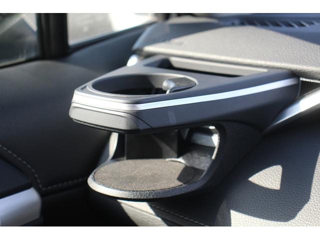 ＲＡＶ４ ハイブリッドＧ　サンルーフ／フルモデリスタ／カロッツェリアナビ／バックカメラ／地デジ電動リアゲート／レーダークルーズコントロール／衝突軽減ブレーキ／クリアランスソナー／ＬＥＤヘッドライト／純正１８インチアルミホイール（62枚目）