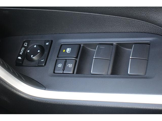 ＲＡＶ４ ハイブリッドＧ　サンルーフ／フルモデリスタ／カロッツェリアナビ／バックカメラ／地デジ電動リアゲート／レーダークルーズコントロール／衝突軽減ブレーキ／クリアランスソナー／ＬＥＤヘッドライト／純正１８インチアルミホイール（74枚目）