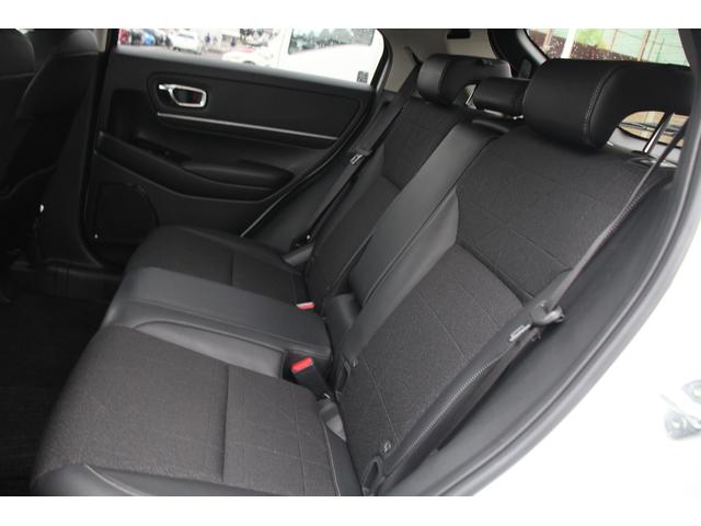 ヴェゼル ｅ：ＨＥＶ　Ｚ　禁煙車　ナビ　バックカメラ　温熱半革　電動リアゲート　純正１８アルミホイール　レーダークルーズコントロール　衝突軽減ブレーキ　ＬＥＤヘッドライト　クリアランスソナー　レーンキープアシスト（32枚目）