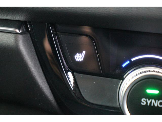 ヴェゼル ｅ：ＨＥＶ　Ｚ　禁煙車　ナビ　バックカメラ　温熱半革　電動リアゲート　純正１８アルミホイール　レーダークルーズコントロール　衝突軽減ブレーキ　ＬＥＤヘッドライト　クリアランスソナー　レーンキープアシスト（49枚目）