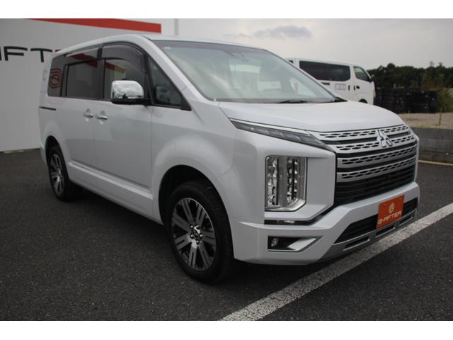 デリカD:5 P 後期型/禁煙車/10.1インチ純正ナビ/フルセグTV/ナビ取付パッケージ2/両側電動スライドドア/パワーバックドア/前席シートヒーター/ビルトインETC/バックカメラ/衝突軽減機能/LEDヘッドライト(9枚目)