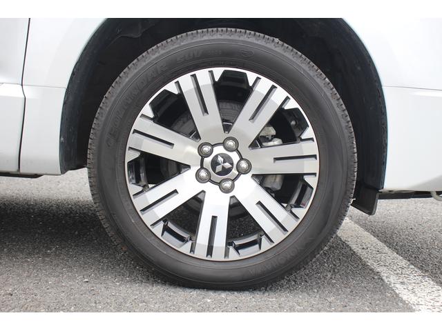 デリカD:5 P 後期型/禁煙車/10.1インチ純正ナビ/フルセグTV/ナビ取付パッケージ2/両側電動スライドドア/パワーバックドア/前席シートヒーター/ビルトインETC/バックカメラ/衝突軽減機能/LEDヘッドライト(16枚目)